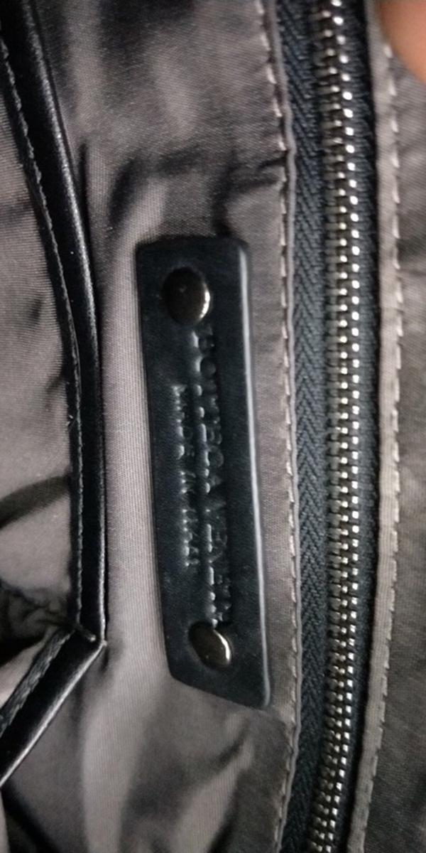 ボッテガヴェネタバッグ着用イメージ